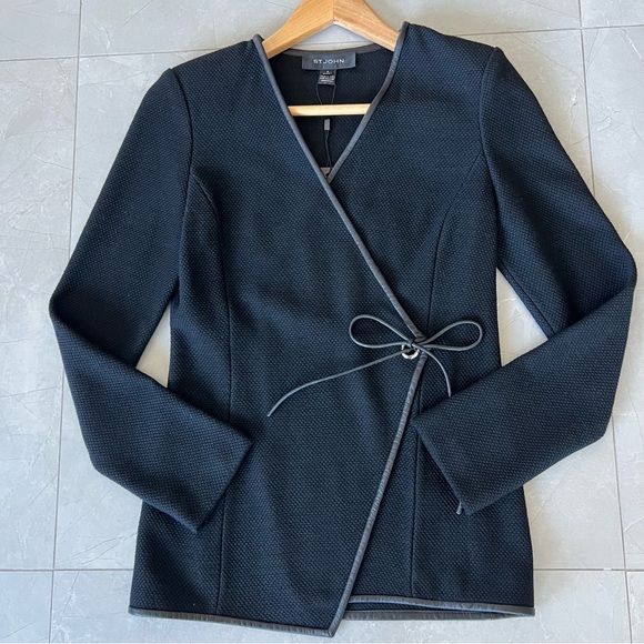ST. JOHN Black Wool Blend Leather Trim Waist Tie Long Sleeve Jacket Blazer Sz 2 - Picture 9 of 16